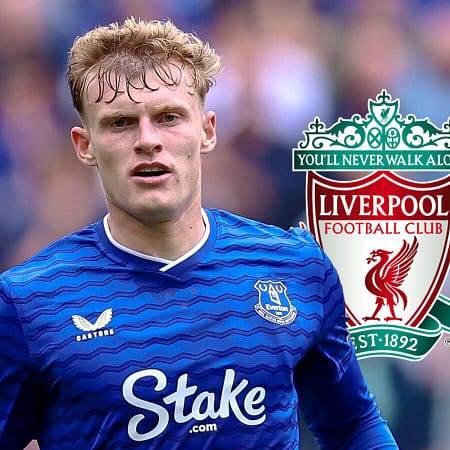 Liverpool ‘on verge’ of ‘completing most controversial’ £64.5m transfer to land Man Utd target – report