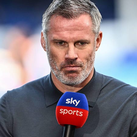 Carragher takes aim at Liverpool ‘baby’ as Neville ‘stunned’ by what Reds star did vs Man Utd ‘boxer’